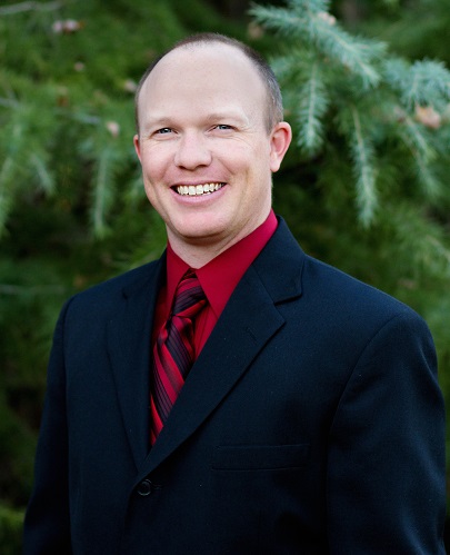 Ryan Teubner Head Shot 2.jpg