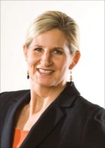 Sara-Bradshaw-Ray.jpg